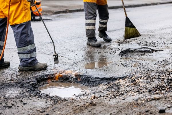Cost of Gravel Pothole Repair in Overland Park